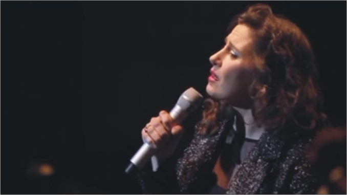 Malena Muyala – Aquí