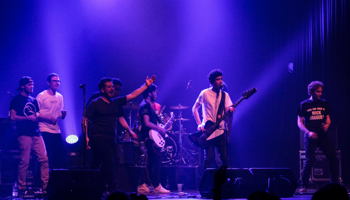 Búho + Contrarreloj en Sala Zitarrosa