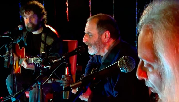 50/25 Celebrando a Dino: las canciones favoritas de sus compañeros de ruta